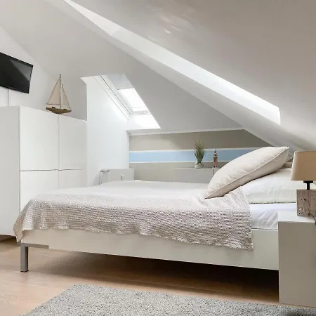 아파트 Seaside Loft -schone Lage Nur Wenige Schritte Zum Strand- 티멘도르프스트랜드